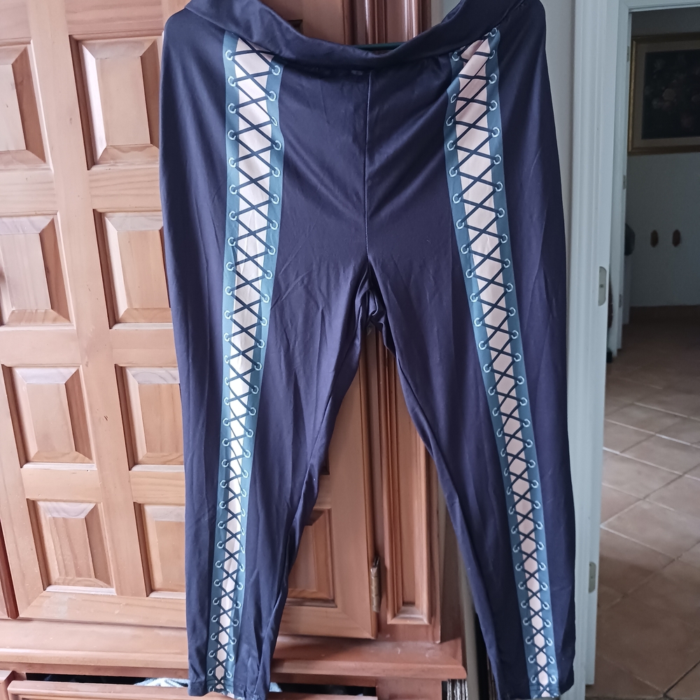 NWOT SHEIN Curve Black Leggings